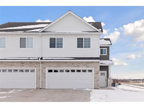 628 Franklin Street, Roberts, WI 54023