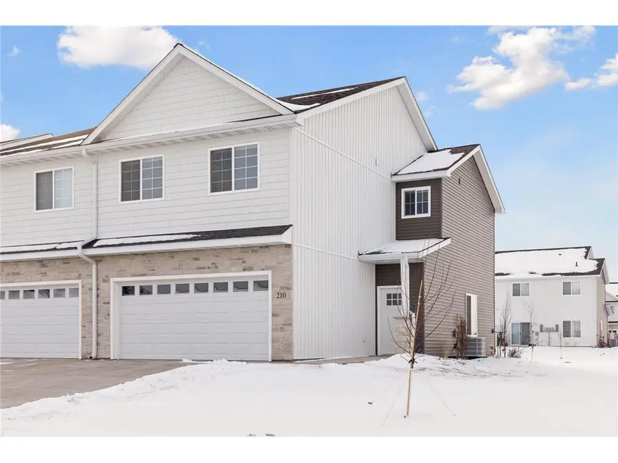 628 Franklin Street, Roberts, WI 54023 - Image #3