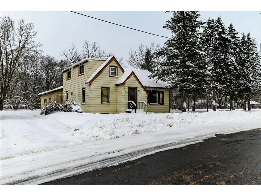 1520 9th Street, Eau Claire, WI 54703 - Image #2