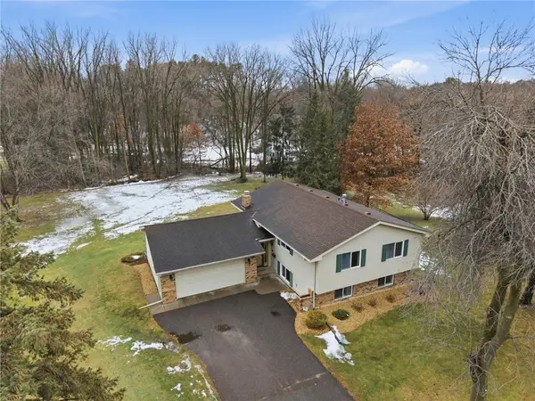 811 Everett Drive, Stillwater, MN 55082