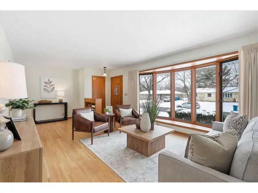 2620 Roth Place, White Bear Lake, MN 55110 - #3