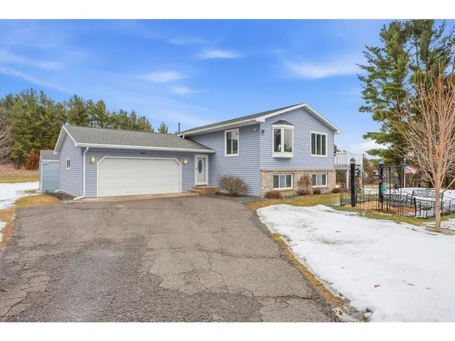 505 Chateau Court, Somerset, WI 54025 - #3