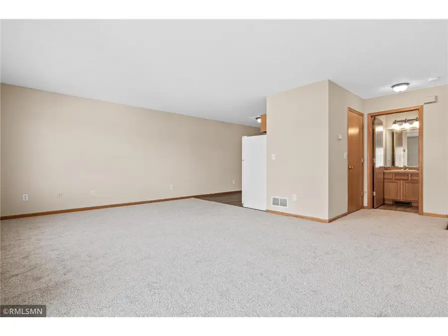 2509 Cobble Hill Court #H, Woodbury, MN 55125 - #3