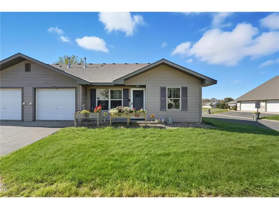 300 Cedar Street #15, Baldwin, WI 54002 - #2