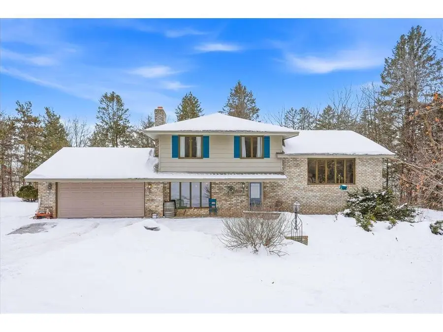 2111 55th Avenue, Baldwin, WI 54002 - #2