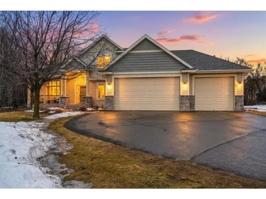 925 Sadie's Lane, Hudson, WI 54016 - #2