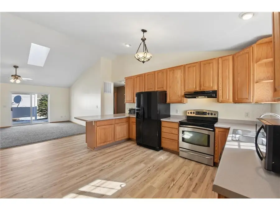 941 W Edge Place #14, New Richmond, WI 54017 - #3