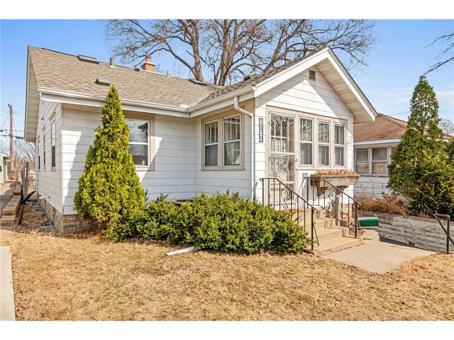 1179 Minnehaha Avenue, Saint Paul, MN 55104 - #3