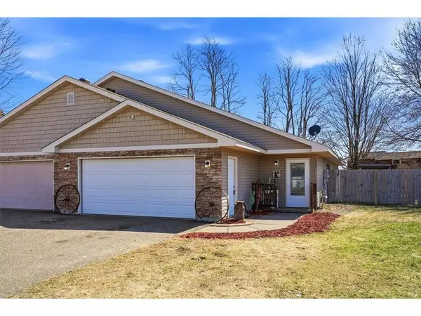 1137 Hidden Lane, New Richmond, WI 54017
