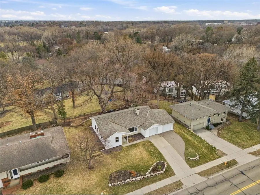 4015 Wayzata Boulevard, Minneapolis, MN 55416 - #2