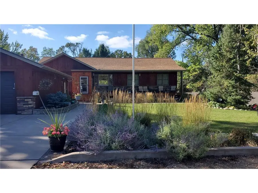 722 Pine Street, Hudson, WI 54016 - #2