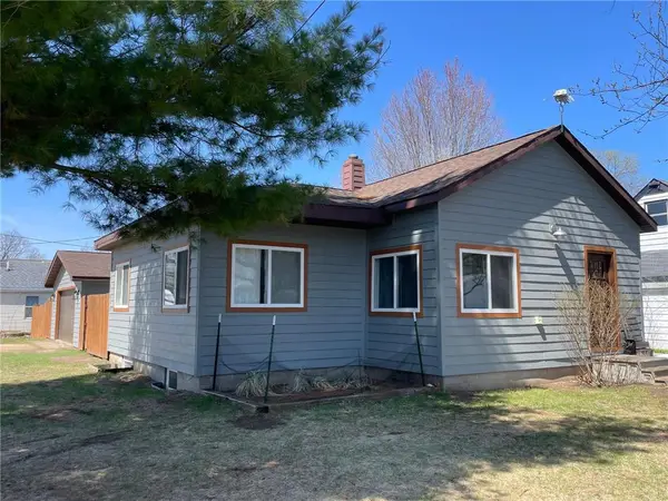 1819 9th Street, Menomonie, WI 54751