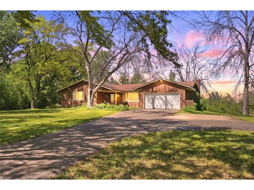 577 White Oak Drive, Hudson, WI 54016 - #1