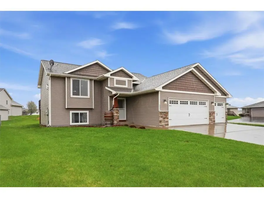 1542 Ponderosa Lane, New Richmond, WI 54017 - #3