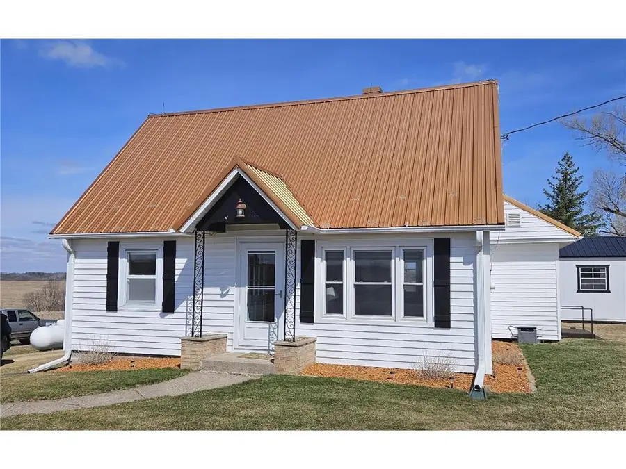 W1458 County Road G, Elmwood, WI 54740 - #2