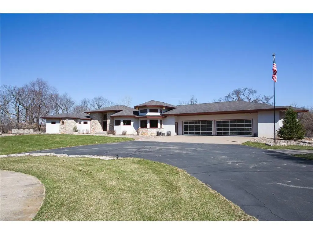 W10622 State Road 35, Prescott, WI 54021 - #1