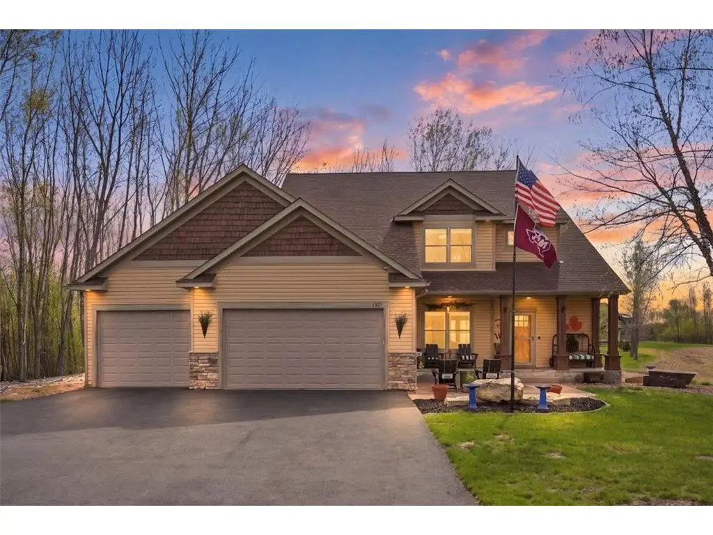 1431 Pioneer Circle, Houlton, WI 54082 - #1