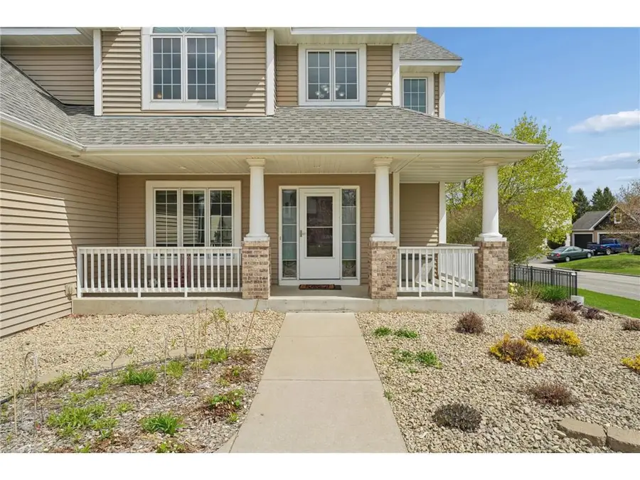 9595 Dunes Avenue, Cottage Grove, MN 55016 - #3