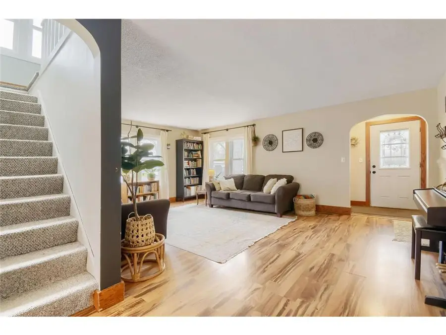 527 W Division Street, River Falls, WI 54022 - #3