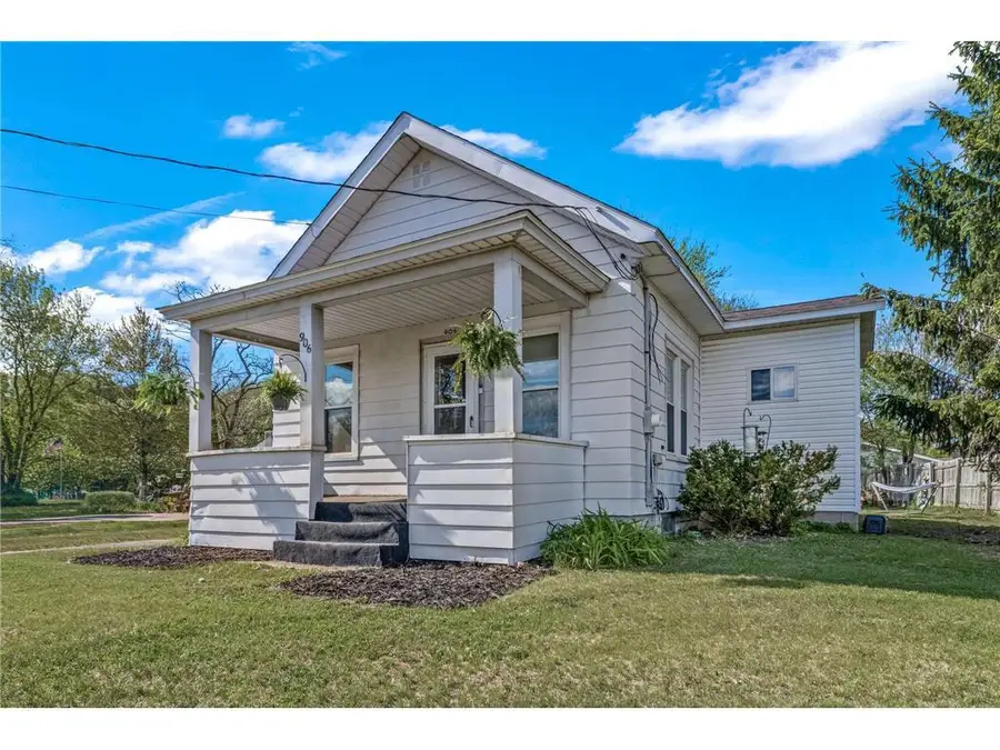906 Cameron Street, Eau Claire, WI 54703 - #3