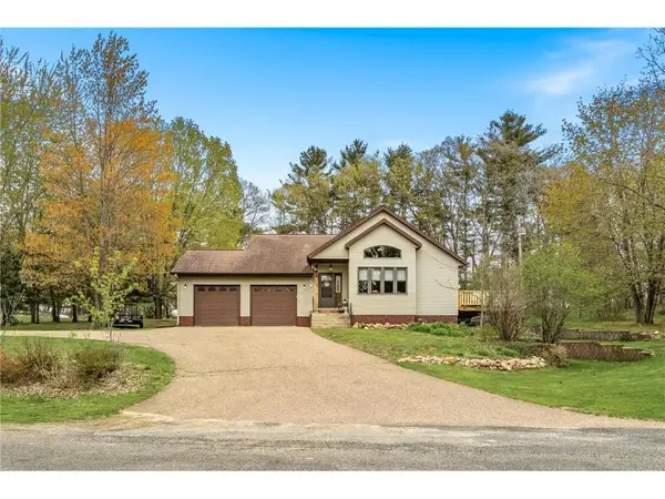 2418 Panorama Drive, Menomonie, WI 54751