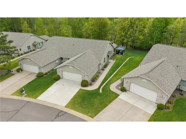 300 Deer Path #5, Osceola, WI 54020