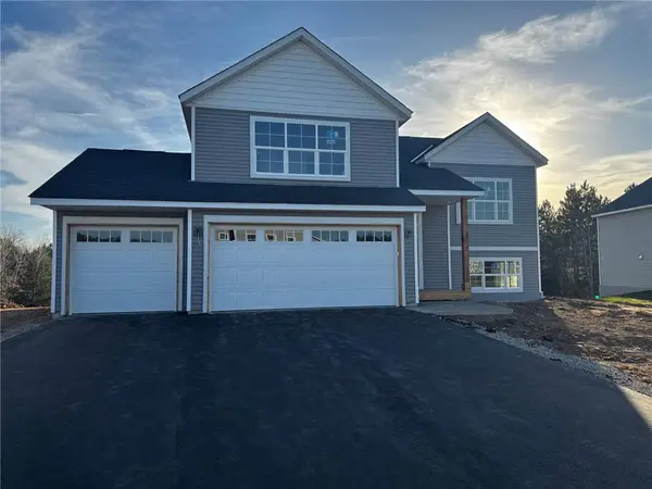 989 Willow Glen Avenue, Somerset, WI 54025