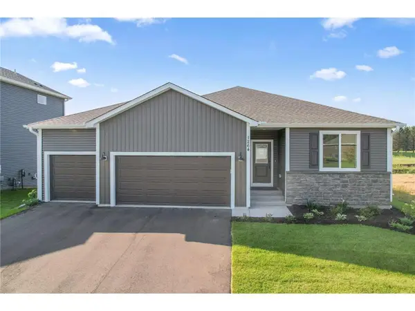 1566 Applegate Road, New Richmond, WI 54017