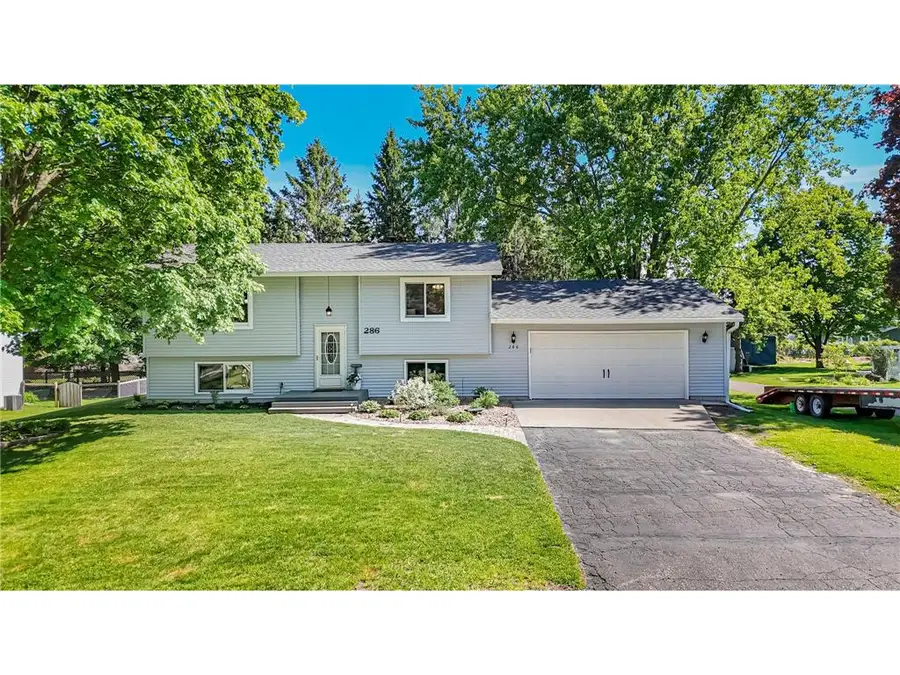 286 Frankland Street, Mahtomedi, MN 55115 - #2