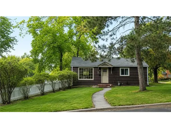 823 Elm Street, Hudson, WI 54016