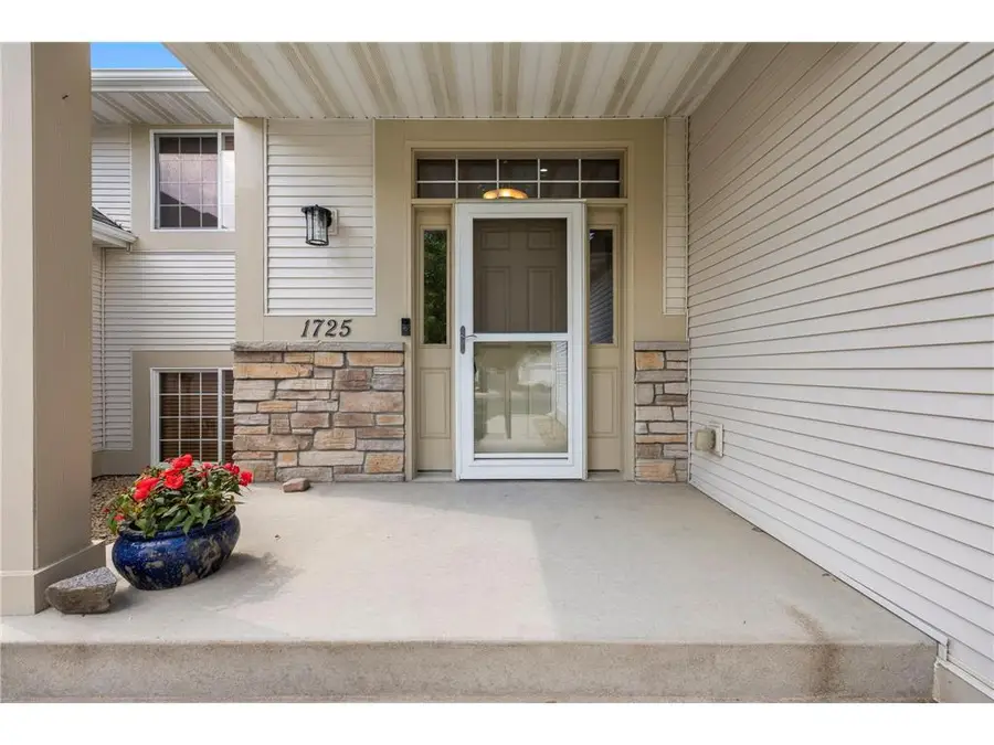 1725 14th Court, Hastings, MN 55033 - #3