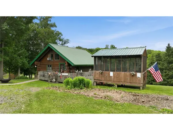 2458 8 1/2 8 3/4 Street, Cumberland, WI 54829
