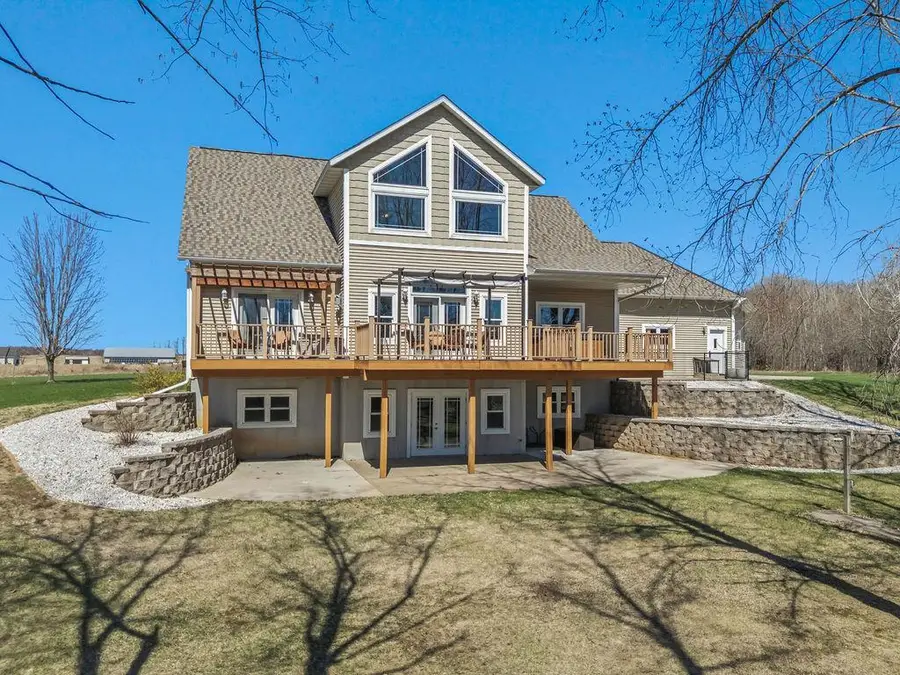 6751 30th Avenue, Eau Claire, WI 54703 - #2
