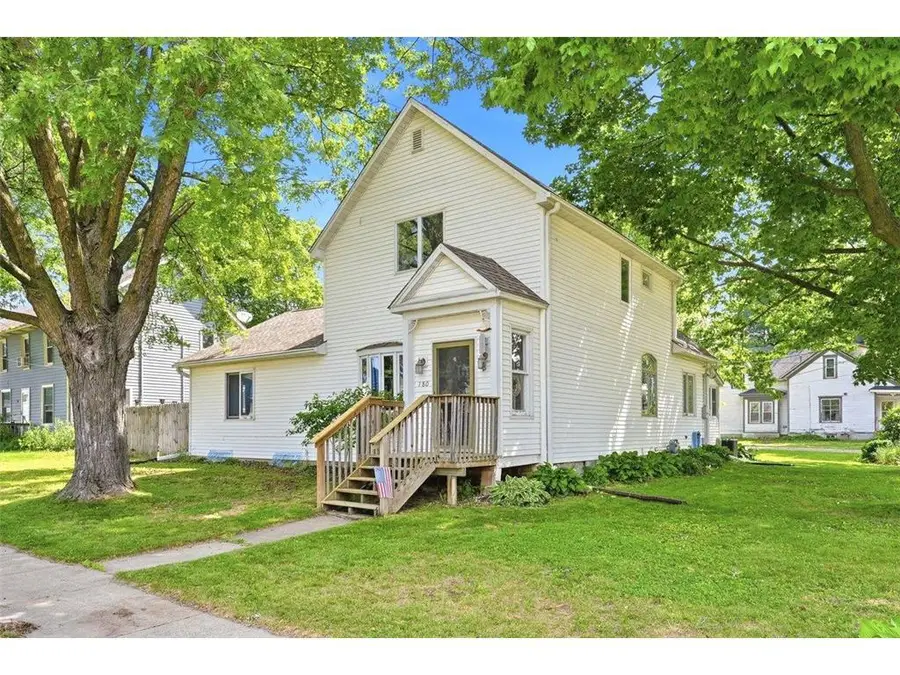 180 S Plum Street, Ellsworth, WI 54011 - #2