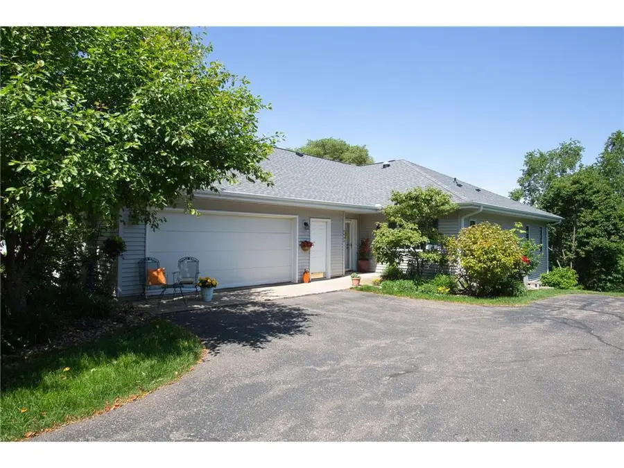 2633 Golf View Drive, River Falls, WI 54022 - #2