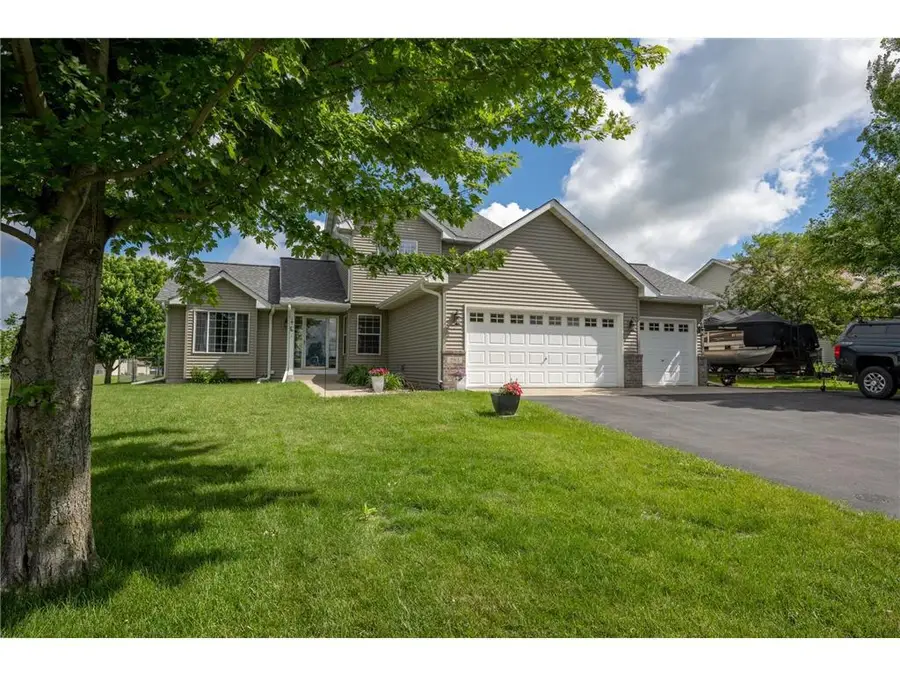 293 Birch Street, Baldwin, WI 54002 - #2