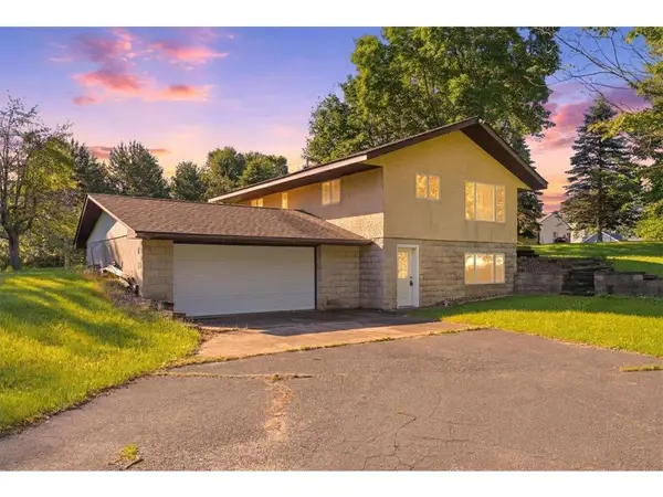 796 Magnor Lake Drive, Clayton, WI 54004