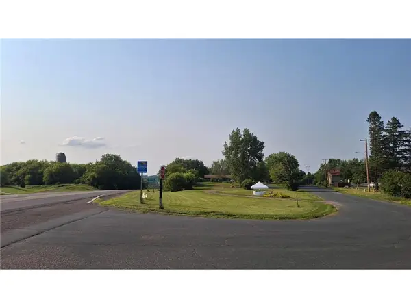 254 S Cascade, Osceola, WI 54020