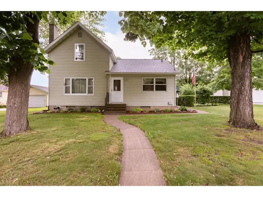 2216 3rd Street, Menomonie, WI 54751 - #3