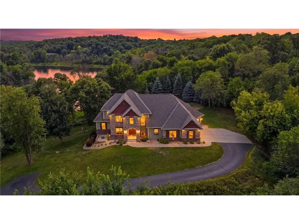 905 Highlander Trail, Hudson, WI 54016 - #1