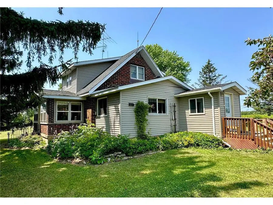 312 10th Street, Clear Lake, WI 54005 - #3