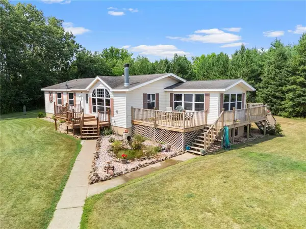766 14th Avenue, Almena, WI 54805