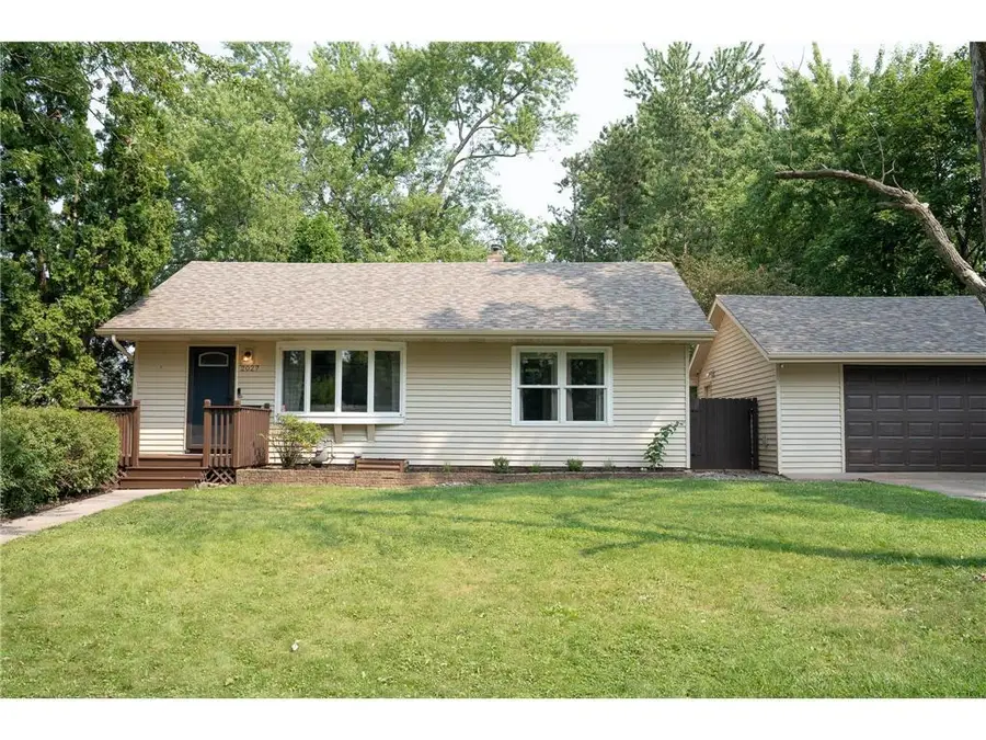 2027 Northwood Drive, North Saint Paul, MN 55109 - #2