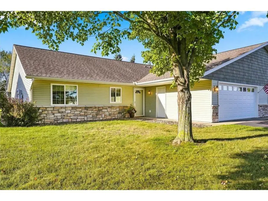 1053 W Ridge Court, New Richmond, WI 54017 - #3