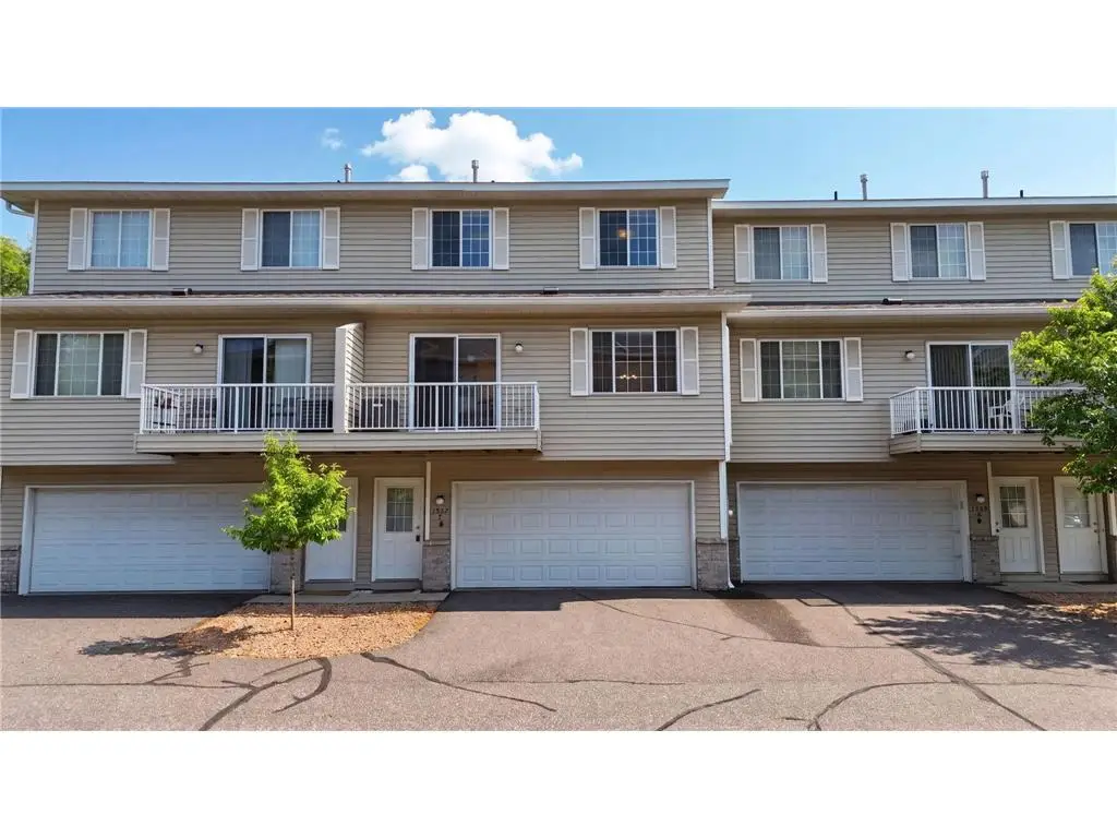1587 County Road D, Saint Paul, MN 55109 - #1