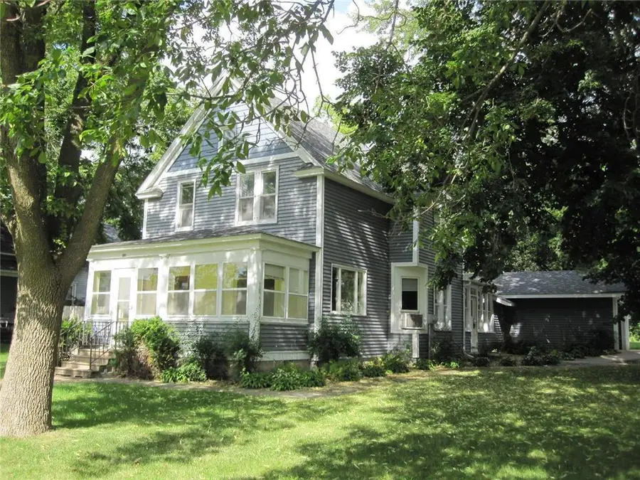 230 N Arch Avenue, New Richmond, WI 54017 - #2