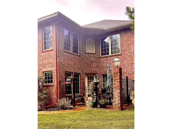 1423 Hunter Hill Road, Hudson, WI 54016