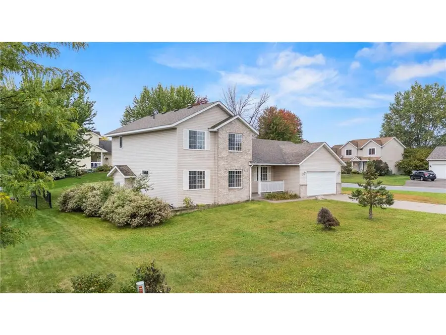 400 Durango Drive, Roberts, WI 54023 - #2