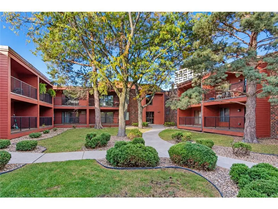 8025 Xerxes Avenue #216, Bloomington, MN 55431 - #2