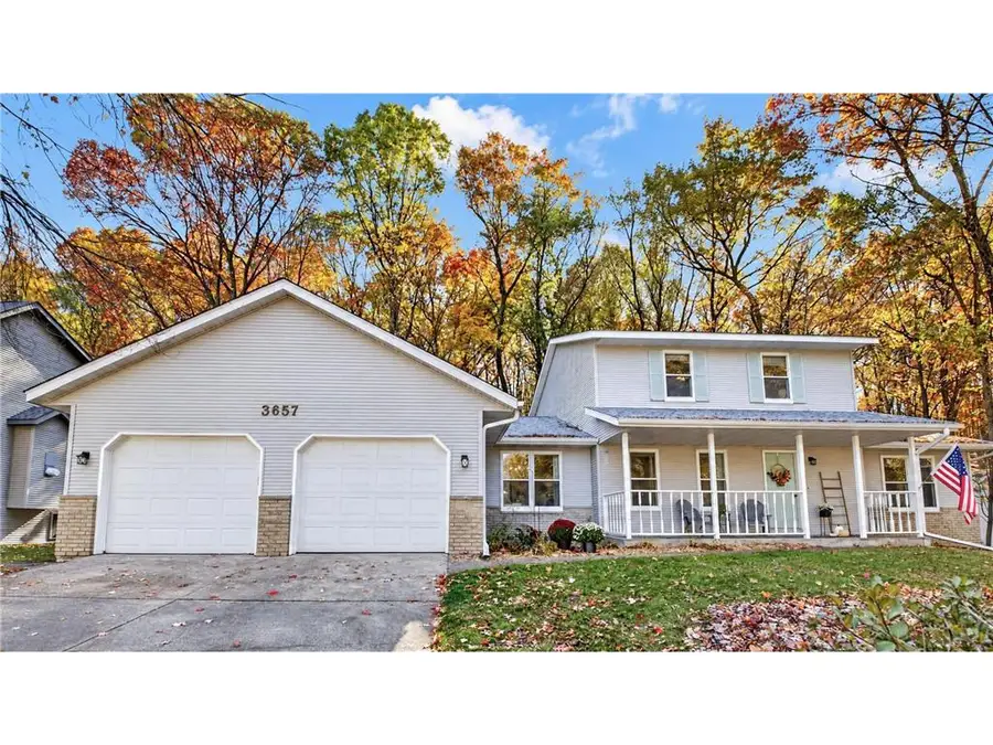 3657 Oak Hill Place, Eau Claire, WI 54703 - #2